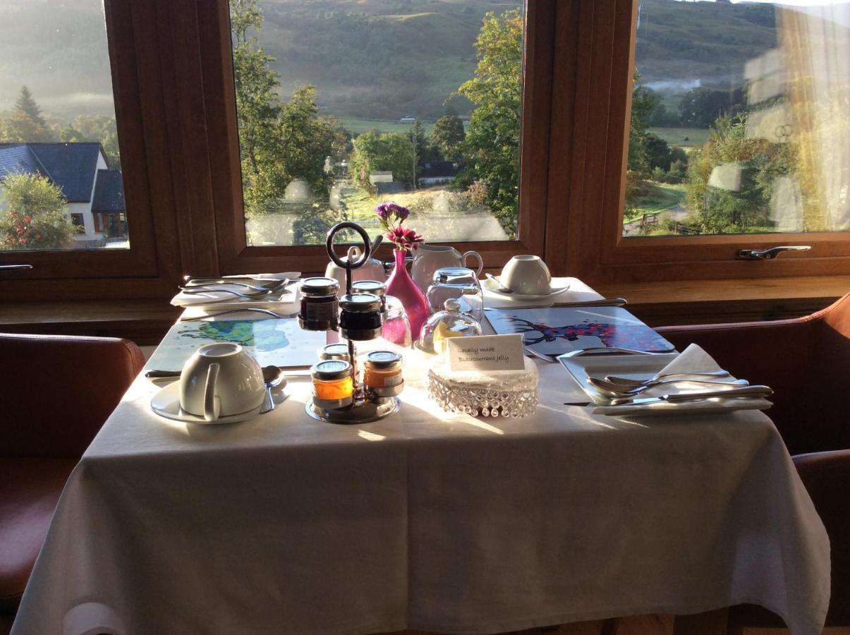Uircheann Righ Bed & Breakfast สตรอนเทียน ภายนอก รูปภาพ