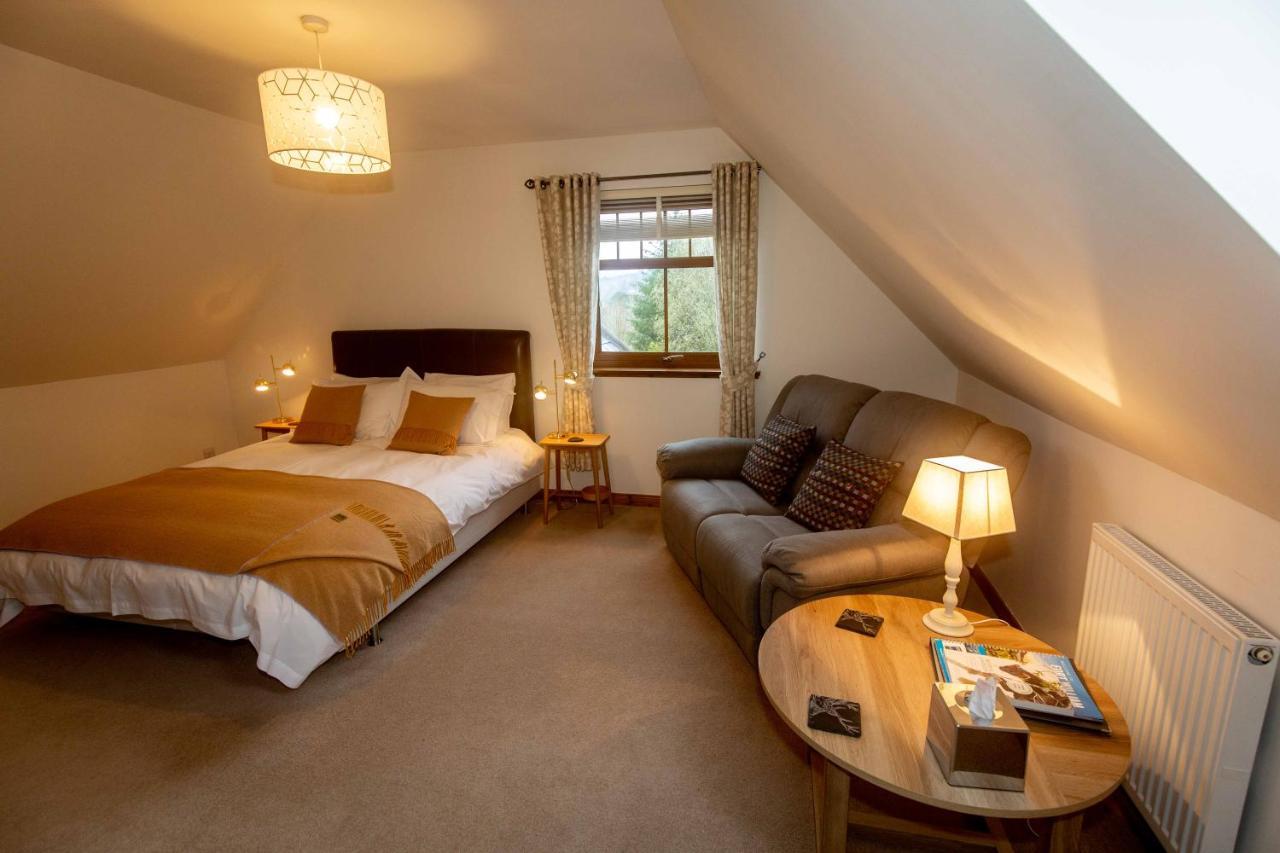 Uircheann Righ Bed & Breakfast สตรอนเทียน ภายนอก รูปภาพ